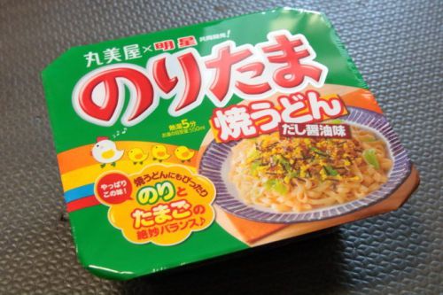 明星のりたま焼うどん だし醤油味のカロリーと食べた感想