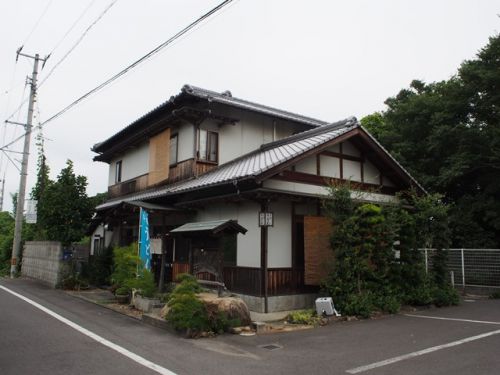 上野製麺所　－　うどん県民が選ぶ名店　－