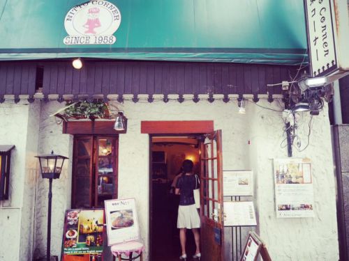 日東コーナー 〜 歌舞伎座そばの喫茶店でハヤシライス