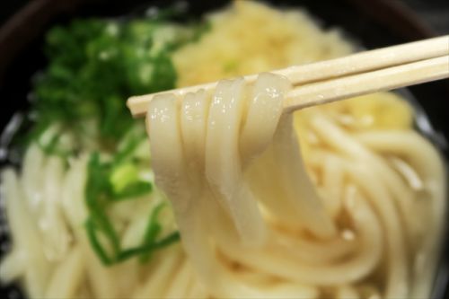 朝一は熱々釜抜きの「釜かけ」が旨い！　手打十段 うどんバカ一代 ＠ 高松　今年１１回目の讃岐うどんツアー 一軒目　171025