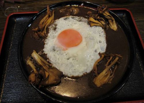 極楽うどん Ahー麺 　＠　お月見黒カレー　（２０１７年１１月限定）