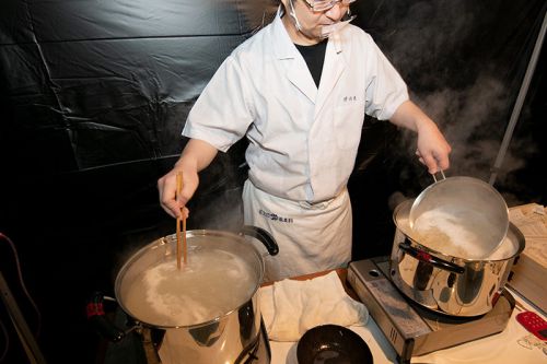 東映撮影所に年越し蕎麦ケータリング