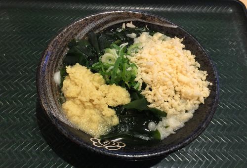 はなまるうどん・わかめうどん