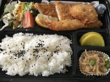 から揚げ専門店『鶏千』はなまるうどんで食べる鶏のから揚げと唐揚げ弁当！