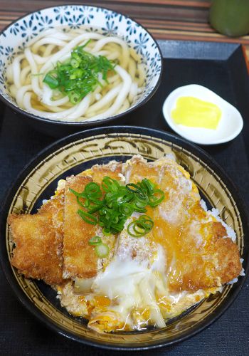 つるり　セルフ形式のさぬきうどん食堂でランチしました　座敷ありで子連れ家族も使い易いよ　広島市安佐南区八木