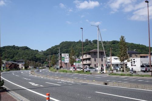 土佐道路「セルフうどん つむぎ」