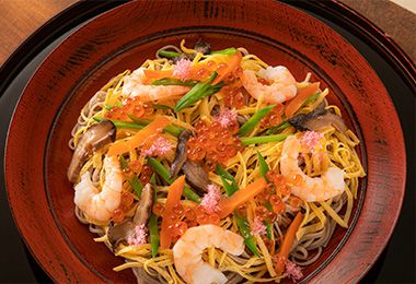 華やか・蕎麦ちらし　～霧しなそばアレンジレシピ～