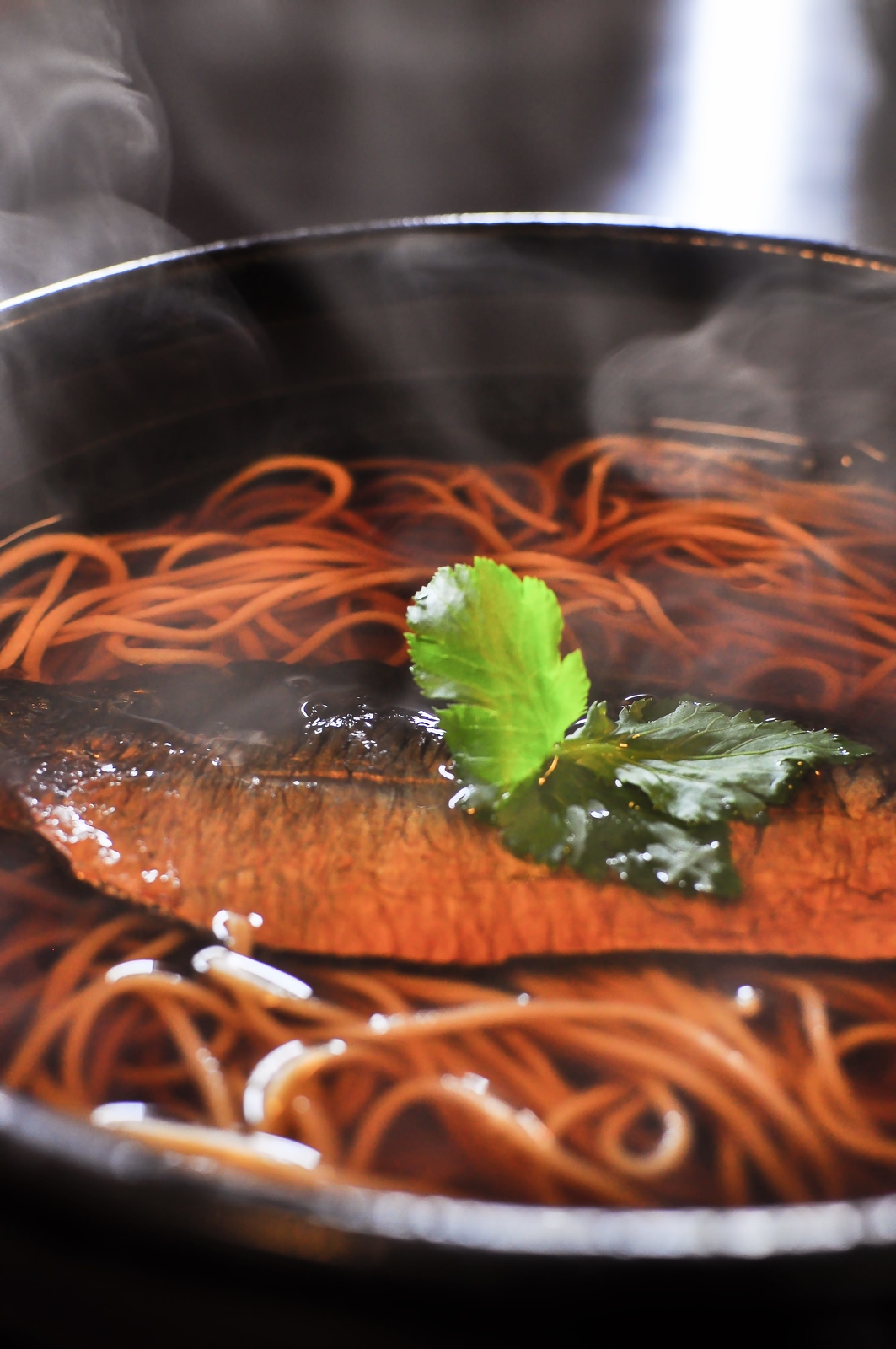 にんにく肉うどん　まし屋始動